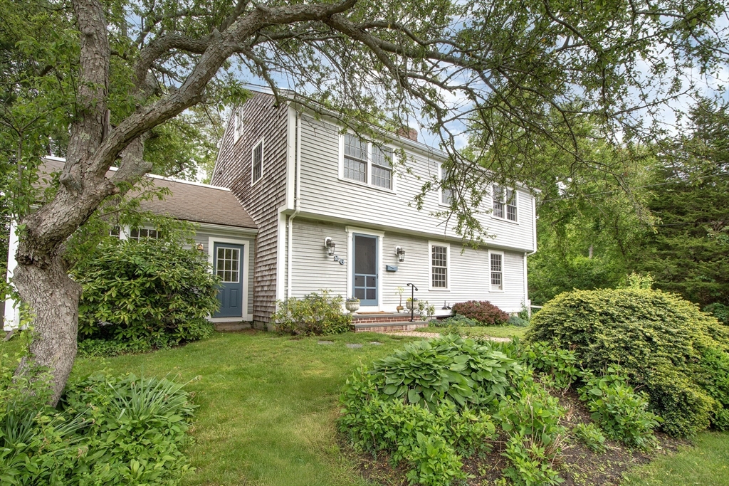 26 Old Coach Road Cohasset, MA 02025 - Photo 31 of 33