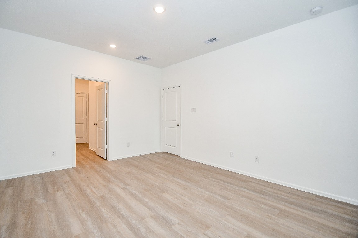 5240 Pine Pass Drive Rosenberg, TX 77469 - Photo 25 of 32 a view of an empty room