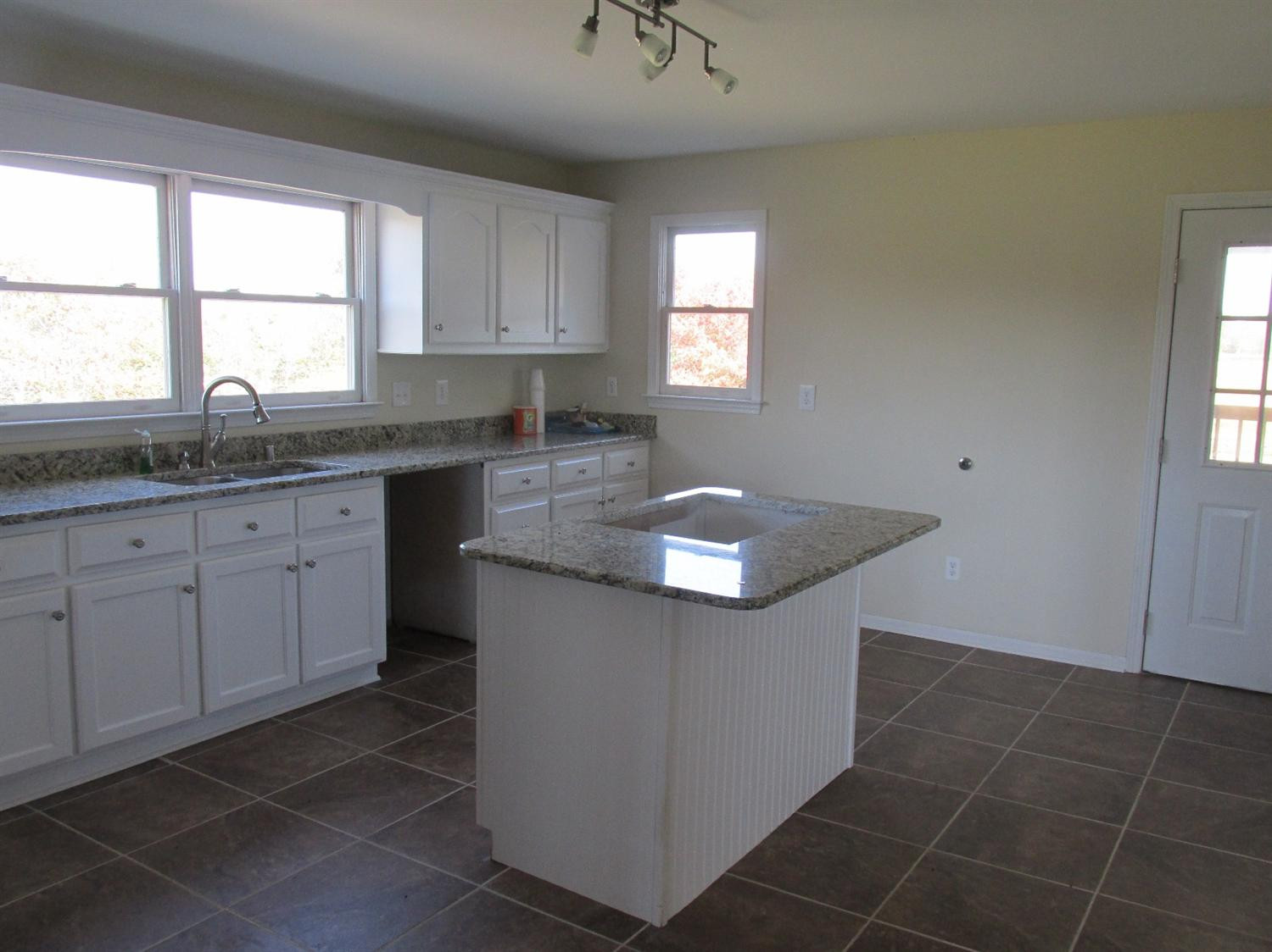 105 Jenkins Road Waco, KY 40385 - Photo 26 of 39 Photo 27