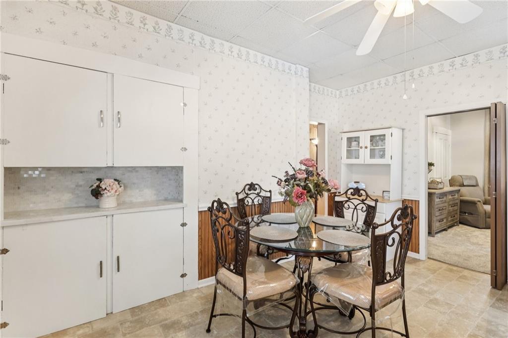 1203 Eastbrook Road New Castle, PA 16101 - Photo 7 of 24