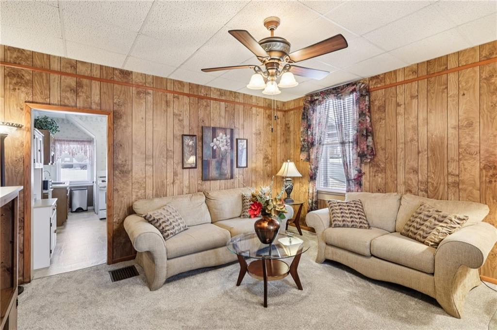 1203 Eastbrook Road New Castle, PA 16101 - Photo 10 of 24