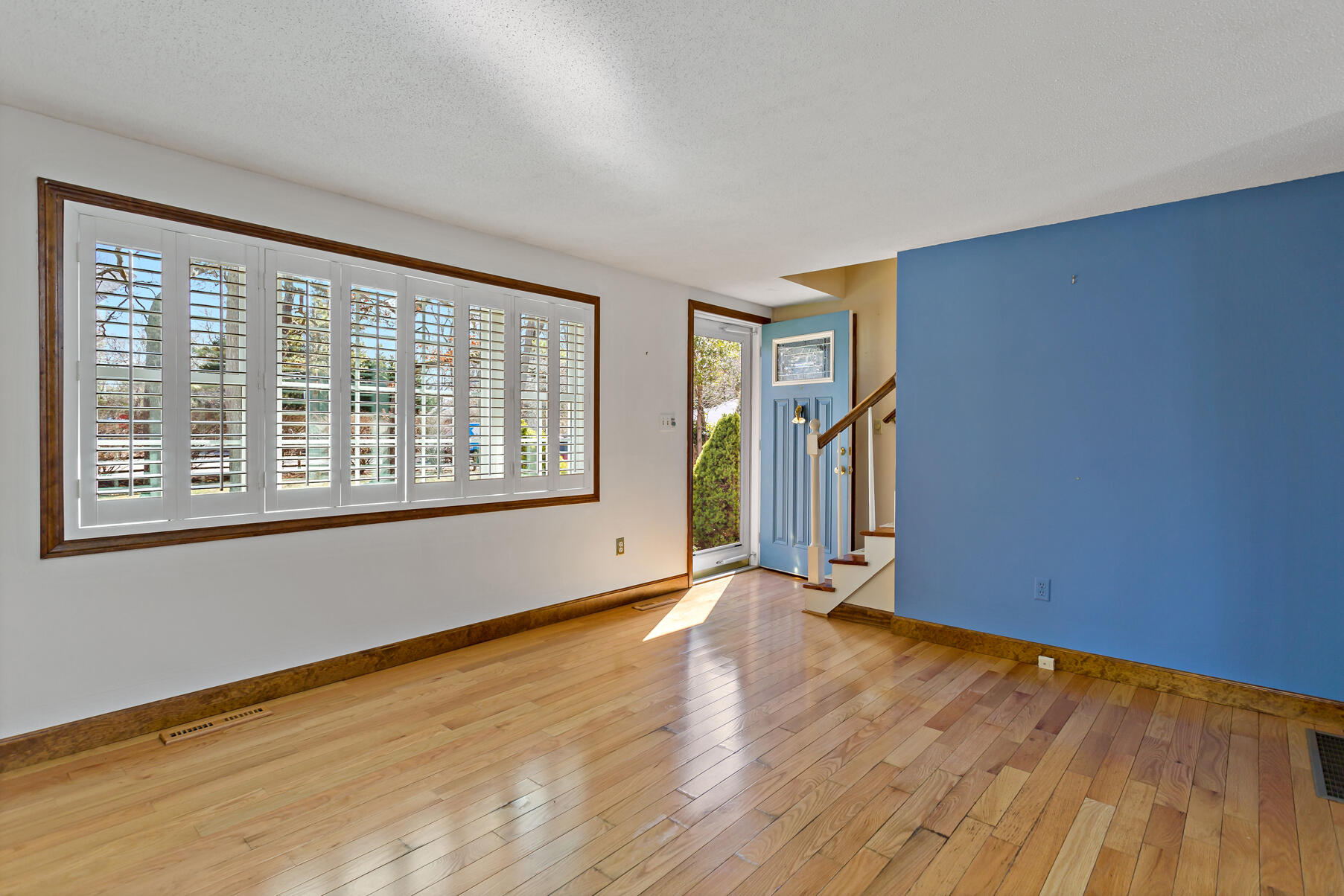 394 Old Stage Road Centerville, MA 02632 - Photo 4 of 33 04