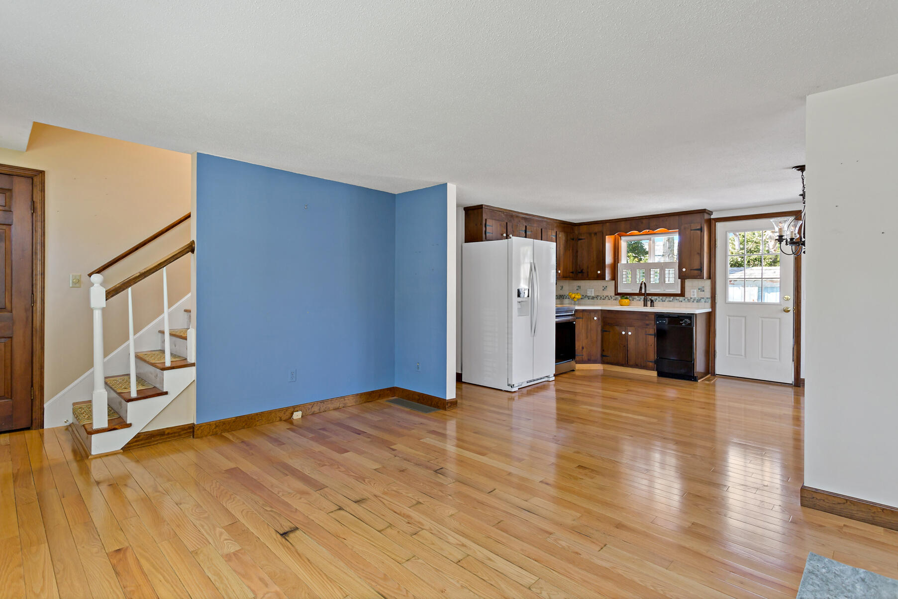 394 Old Stage Road Centerville, MA 02632 - Photo 6 of 33 06