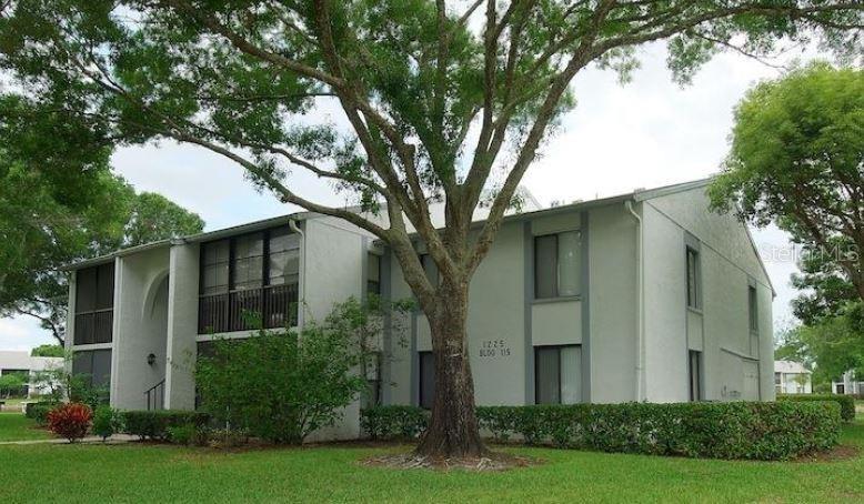 1225 Pine Ridge Circle West, Unit C1 Tarpon Springs, FL 34688 - Photo 1 of 17