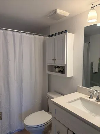 $2,000 | 1225 Pine Ridge Circle West, Unit C1, Tarpon Springs, FL 34688
