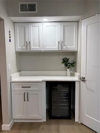 $2,000 | 1225 Pine Ridge Circle West, Unit C1, Tarpon Springs, FL 34688