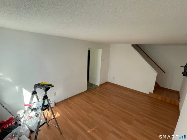 $2,000 | 90 Wakelee Road, Unit 20, Waterbury, CT 06705