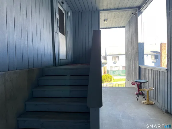 a view of a back yard of the house