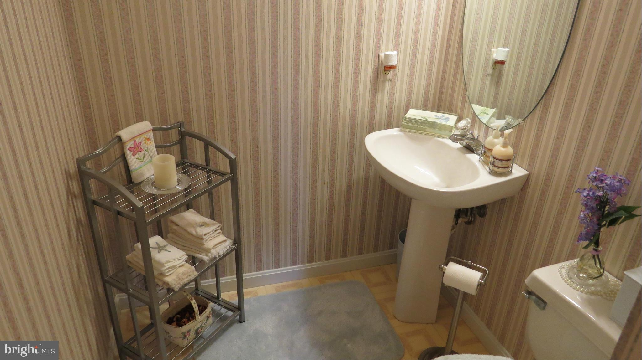 2095 Plum Point Road Huntingtown, MD 20639 - Photo 6 of 26 Bath