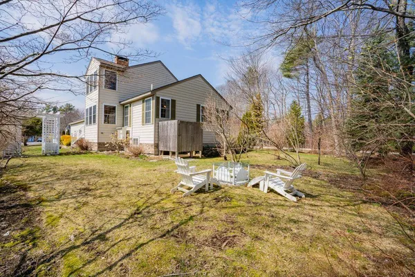 $925,000 | 2 Courtlynn Circle, Saco, ME 04072