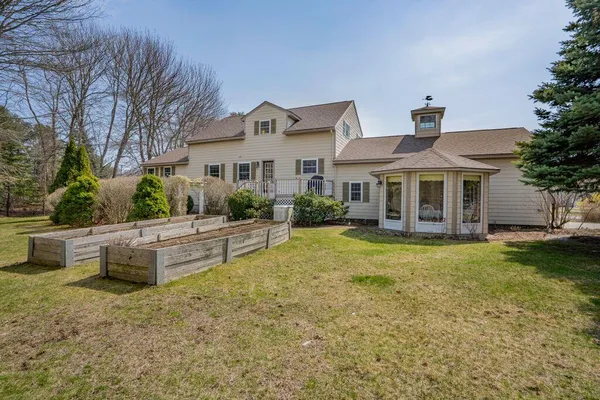 $925,000 | 2 Courtlynn Circle, Saco, ME 04072
