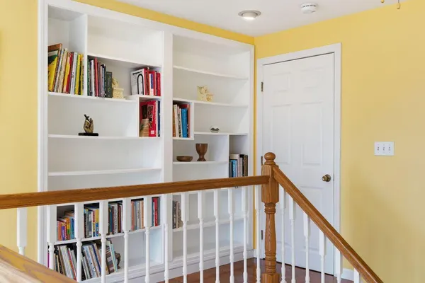 $925,000 | 2 Courtlynn Circle, Saco, ME 04072