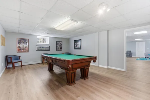 $925,000 | 2 Courtlynn Circle, Saco, ME 04072