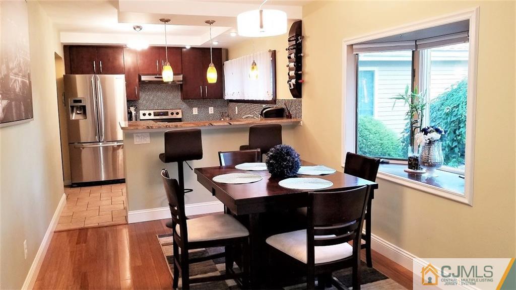 209 Kendall Road Kendall Park, NJ 08824 - Photo 3 of 21 Gallery Image 3