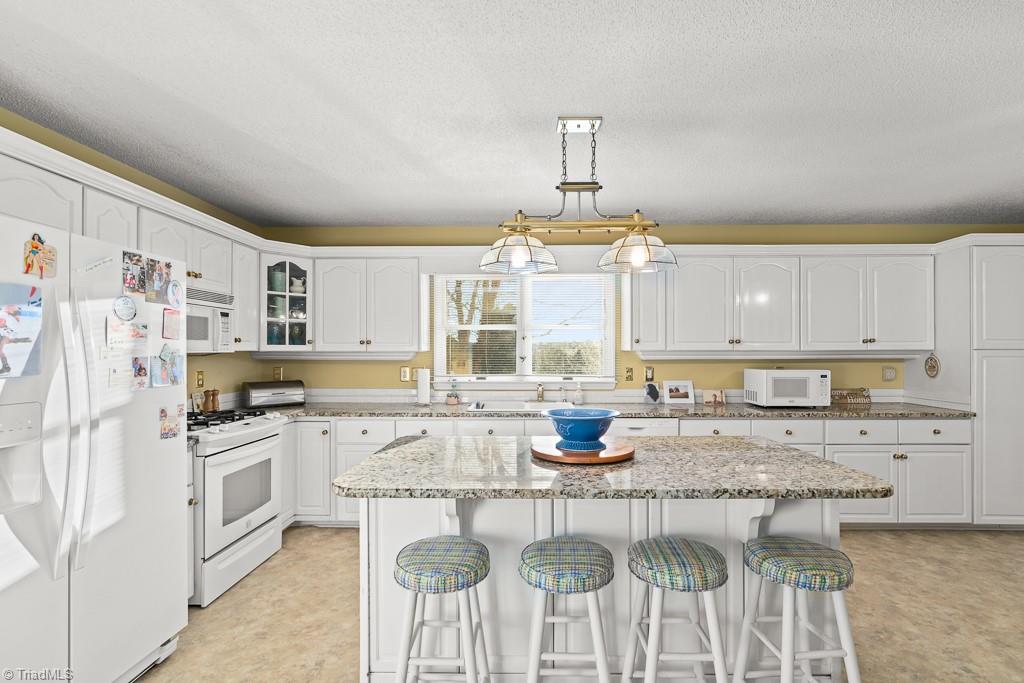 4083 Waynick Meadow Road Asheboro, NC 27205 - Photo 12 of 50 Gallery Image 12