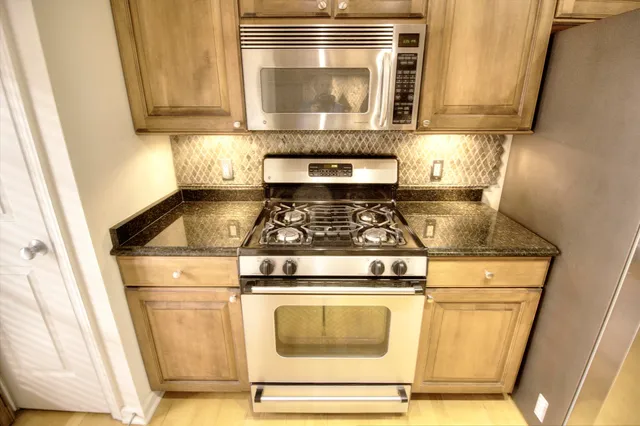 $299,900 | 688 North Midvale Boulevard, Unit 201, Madison, WI 53705