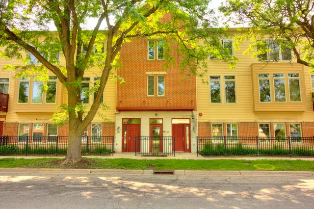 $299,900 | 688 North Midvale Boulevard, Unit 201, Madison, WI 53705