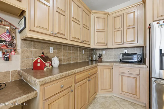 $322,000 | 112 Waterside Avenue, Satsuma, FL 32189