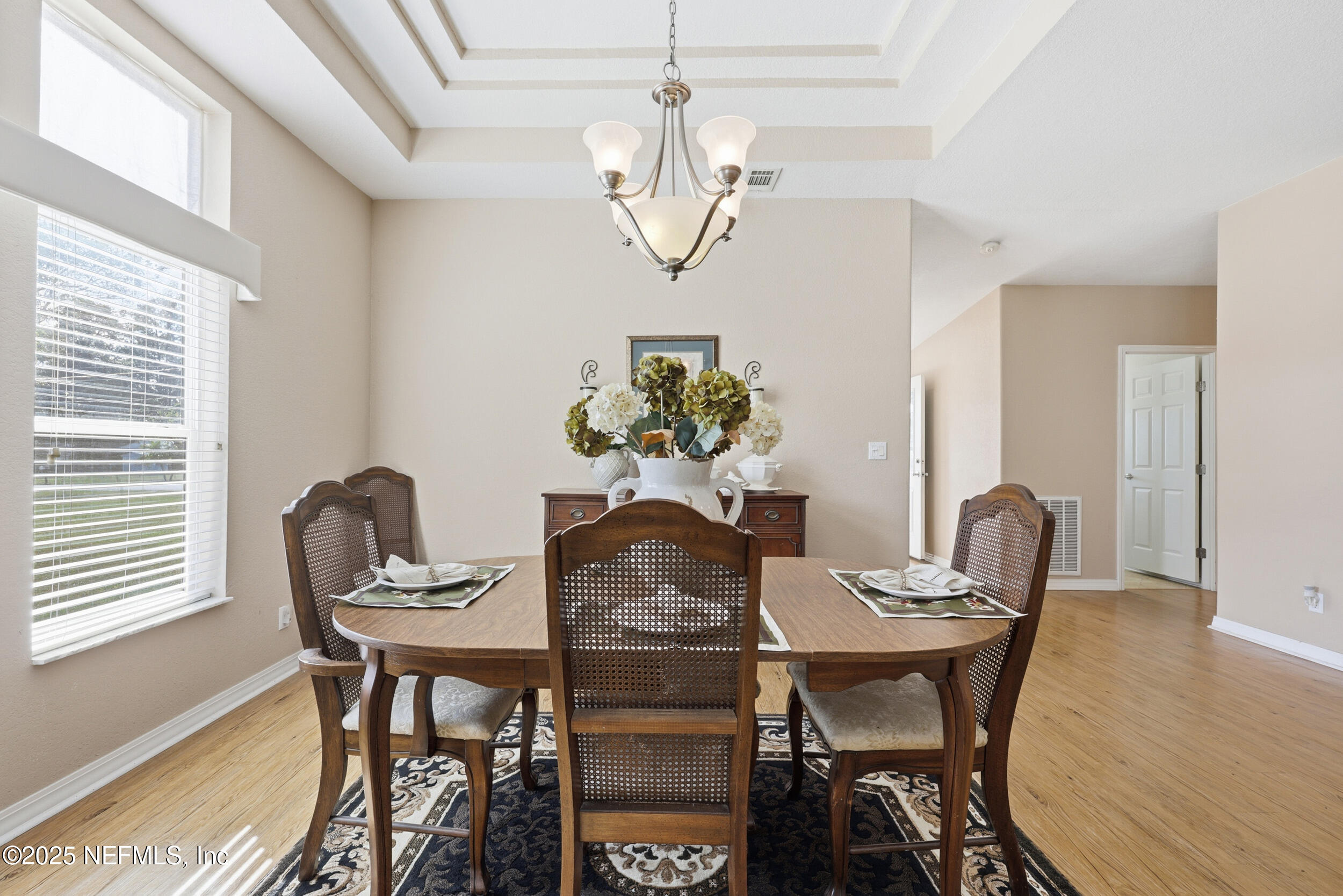 112 Waterside Avenue Satsuma, FL 32189 - Photo 19 of 52 a dining room with furniture and window