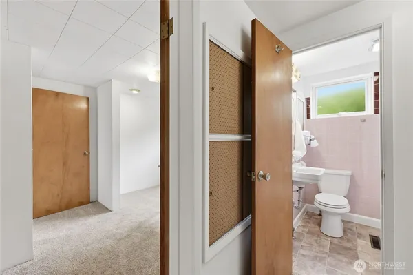 $529,000 | 1408 Winfield Avenue, Bremerton, WA 98310