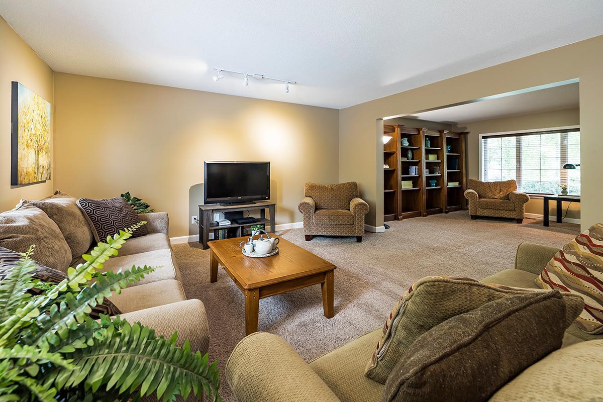 1759 Valley Ridge Place Chanhassen, MN 55317 - Photo 16 of 46 Gallery Image 16