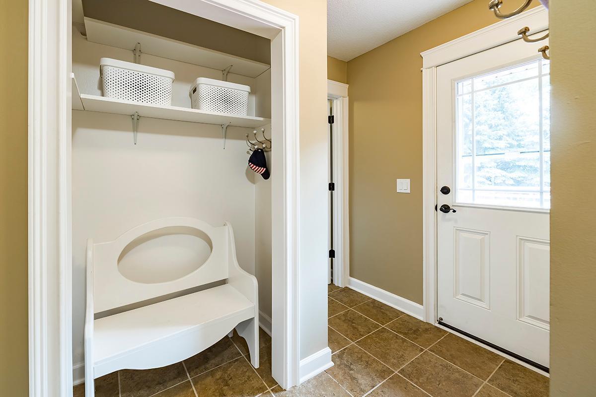 1759 Valley Ridge Place Chanhassen, MN 55317 - Photo 19 of 46 Gallery Image 19