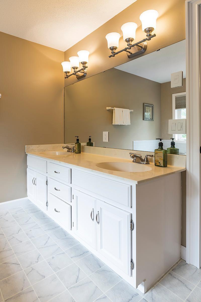 1759 Valley Ridge Place Chanhassen, MN 55317 - Photo 26 of 46 Gallery Image 26