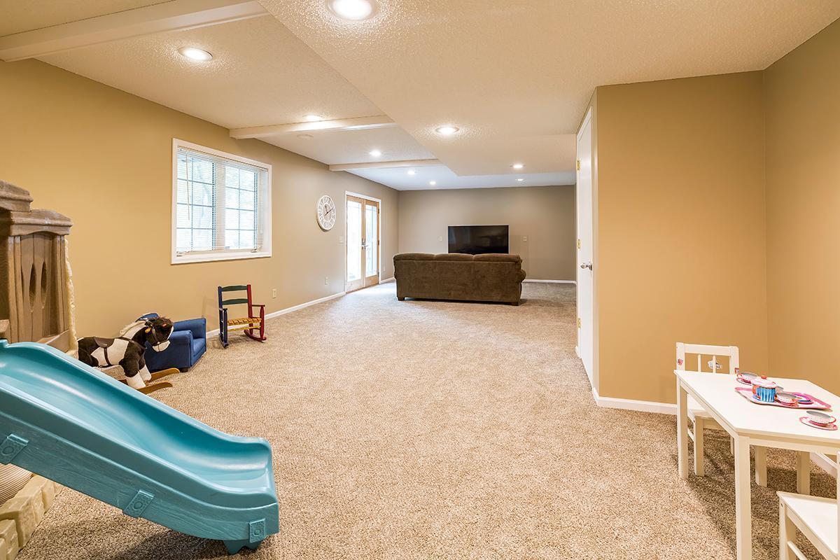 1759 Valley Ridge Place Chanhassen, MN 55317 - Photo 35 of 46 Gallery Image 35