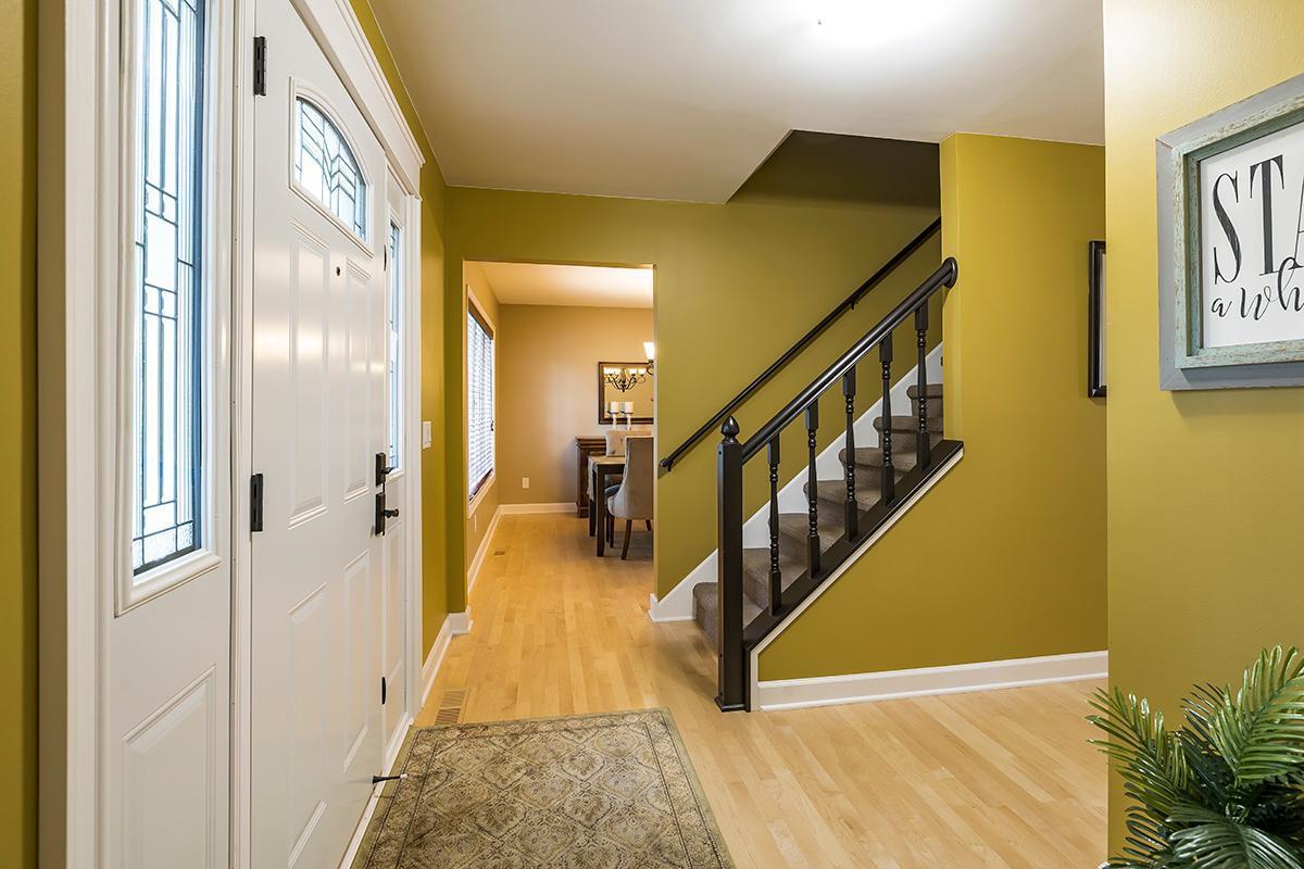 1759 Valley Ridge Place Chanhassen, MN 55317 - Photo 6 of 46 Gallery Image 6