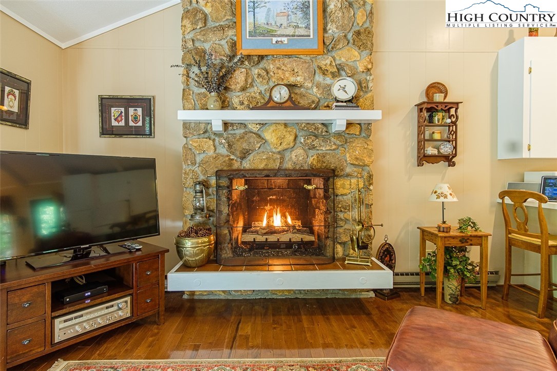 1179 Ridge Road Glade Valley, NC 28627 - Photo 3 of 24 Gallery Image 3