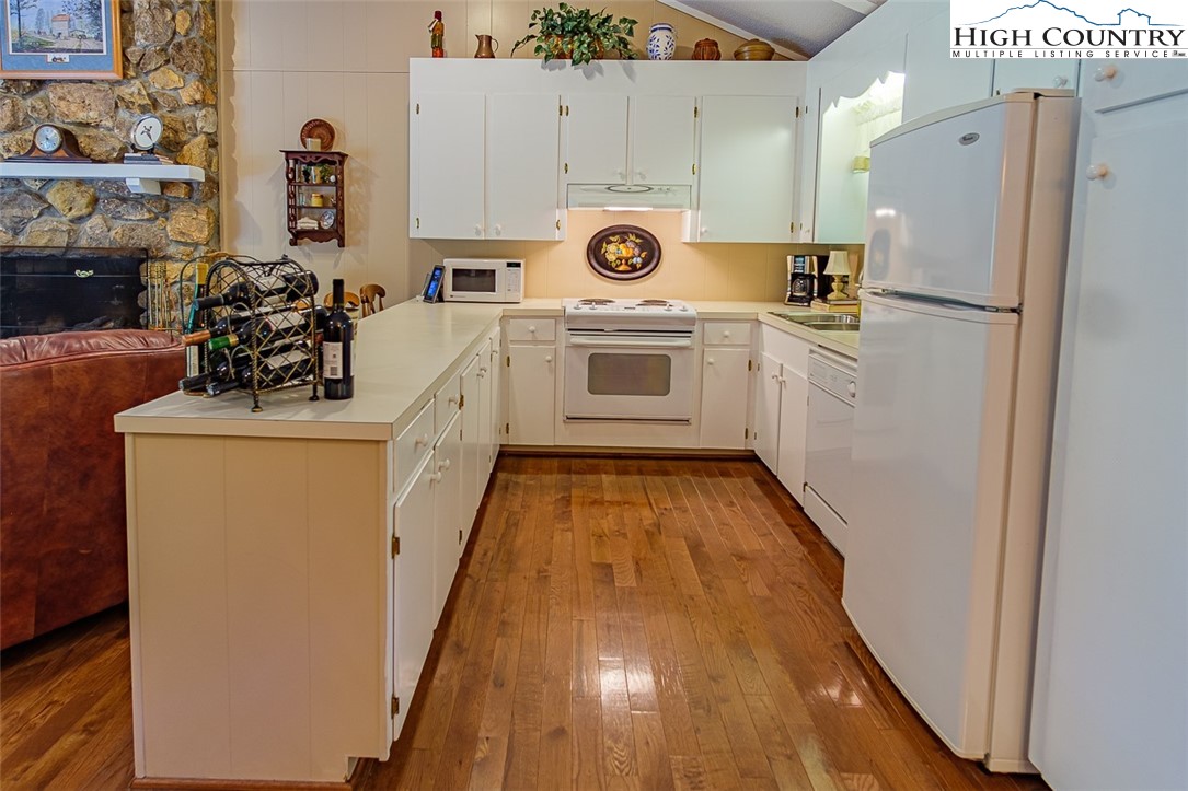 1179 Ridge Road Glade Valley, NC 28627 - Photo 8 of 24 Gallery Image 8