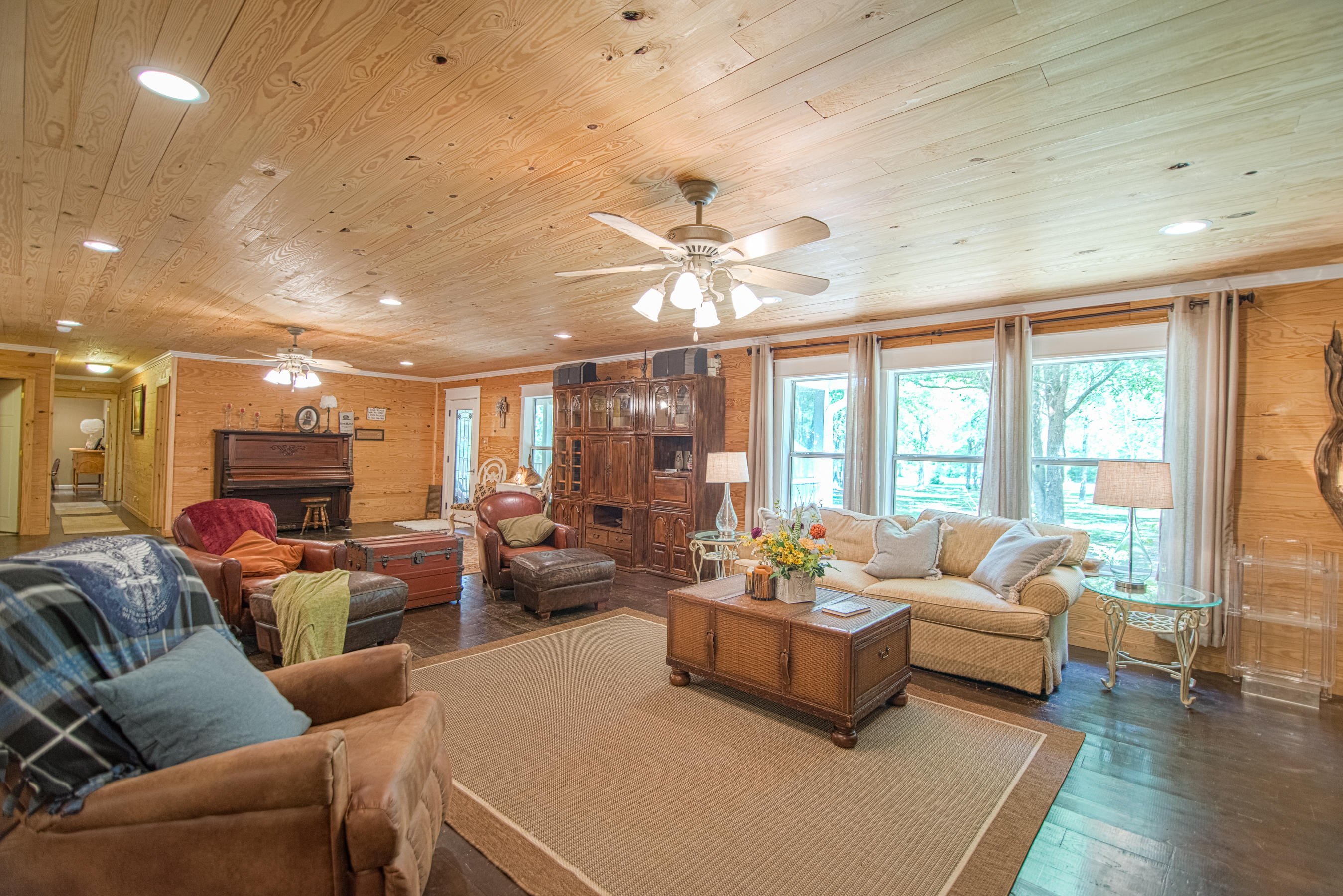 2588 Tram Road Westville, FL 32464 - Photo 13 of 61 Great Room
