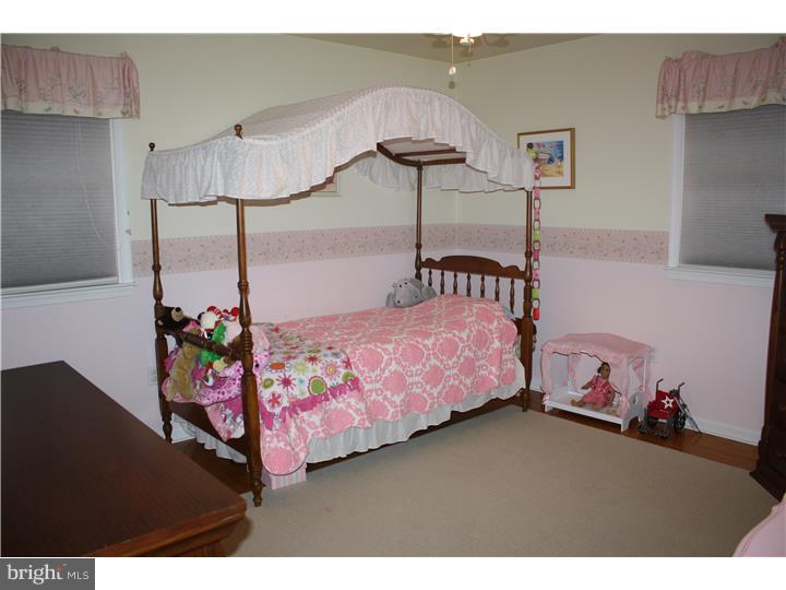 804 Sheldon Road Willow Grove, PA 19090 - Photo 10 of 15 Bedroom 2
