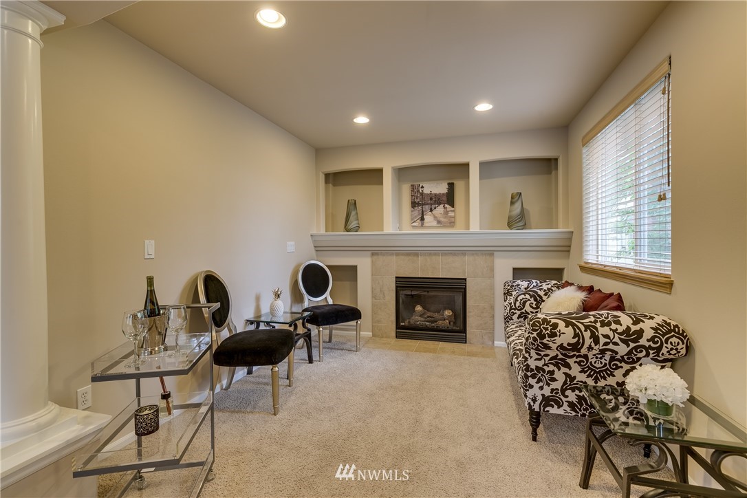 22733 9th Avenue Southeast Bothell, WA 98021 - Photo 15 of 23