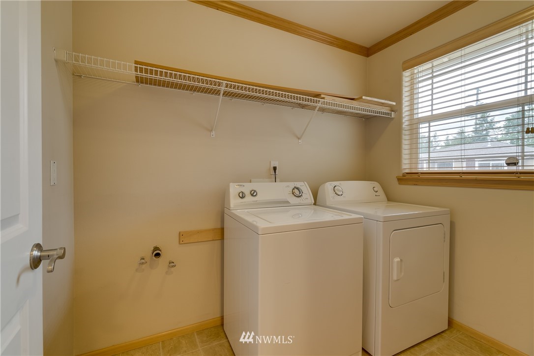 22733 9th Avenue Southeast Bothell, WA 98021 - Photo 21 of 23