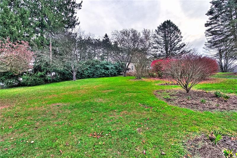 924 Herman Road Butler, PA 16002 - Photo 7 of 21