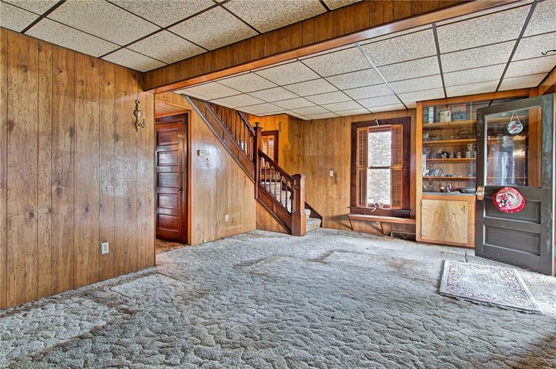 924 Herman Road Butler, PA 16002 - Photo 9 of 21