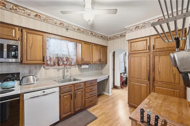 $225,000 | 825 Orchard Avenue, Avalon, PA 15202