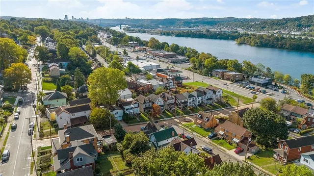 $225,000 | 825 Orchard Avenue, Avalon, PA 15202