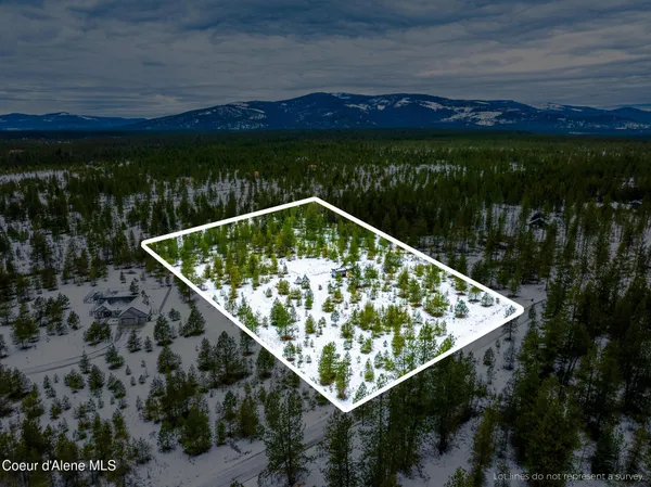 $389,900 | 78 Wyatt Lane, Spirit Lake, ID 83869