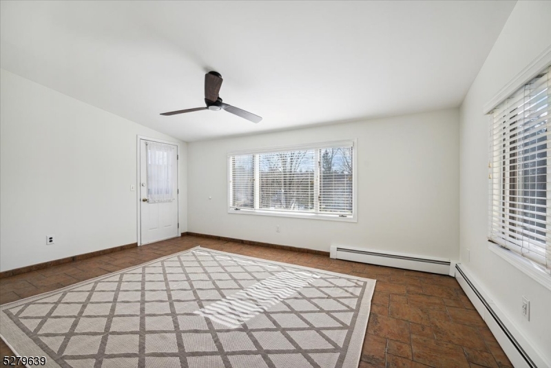 175 Chestnut Street, Unit B Boonton, NJ 07005 - Photo 23 of 30 a view of an empty room and window