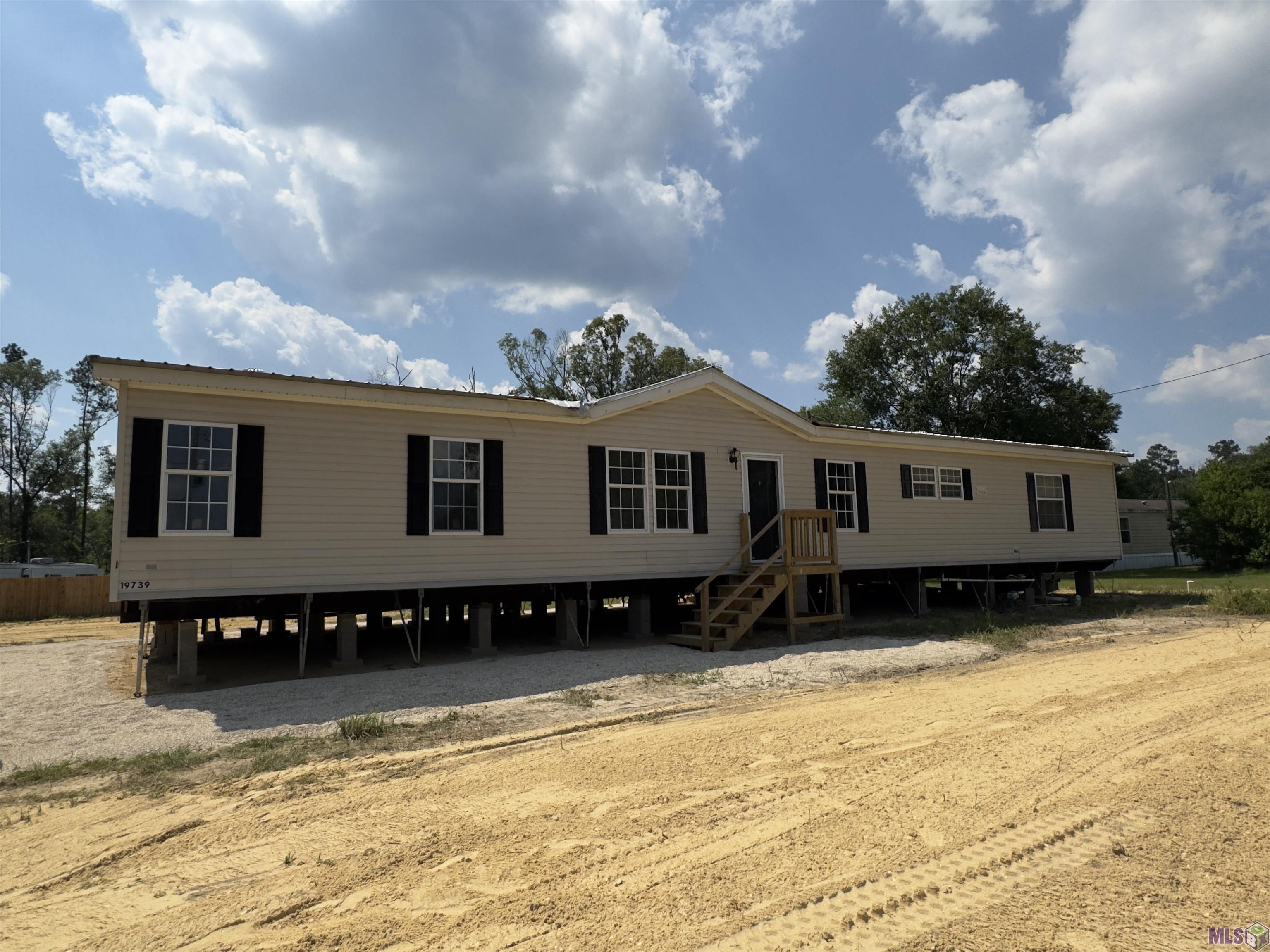 19739 Perrilloux Road Livingston, LA 70754 - Photo 1 of 26 Gallery Image 1