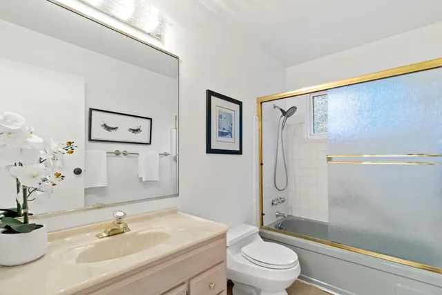 $2,499,000 | 3848 Vineyard Drive, Redwood City, CA 94061