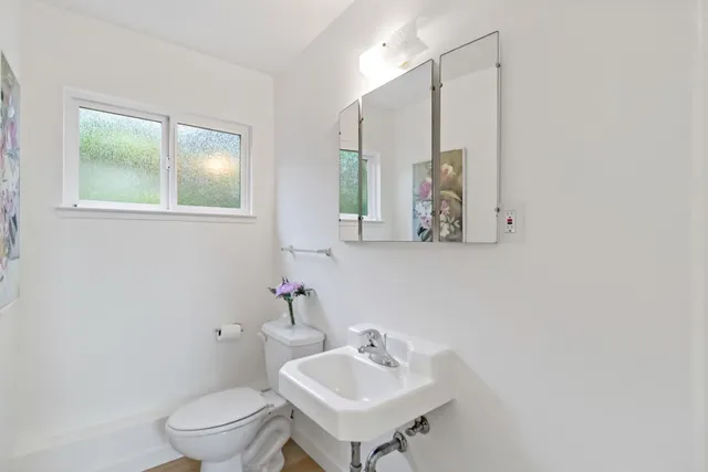 $2,499,000 | 3848 Vineyard Drive, Redwood City, CA 94061