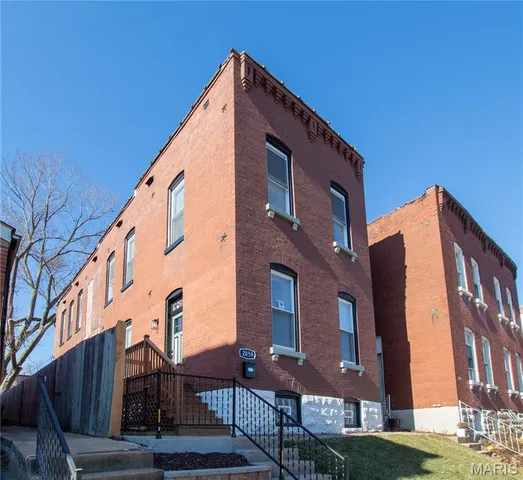 $399,900 | 2859 Ohio Avenue, St. Louis, MO 63118