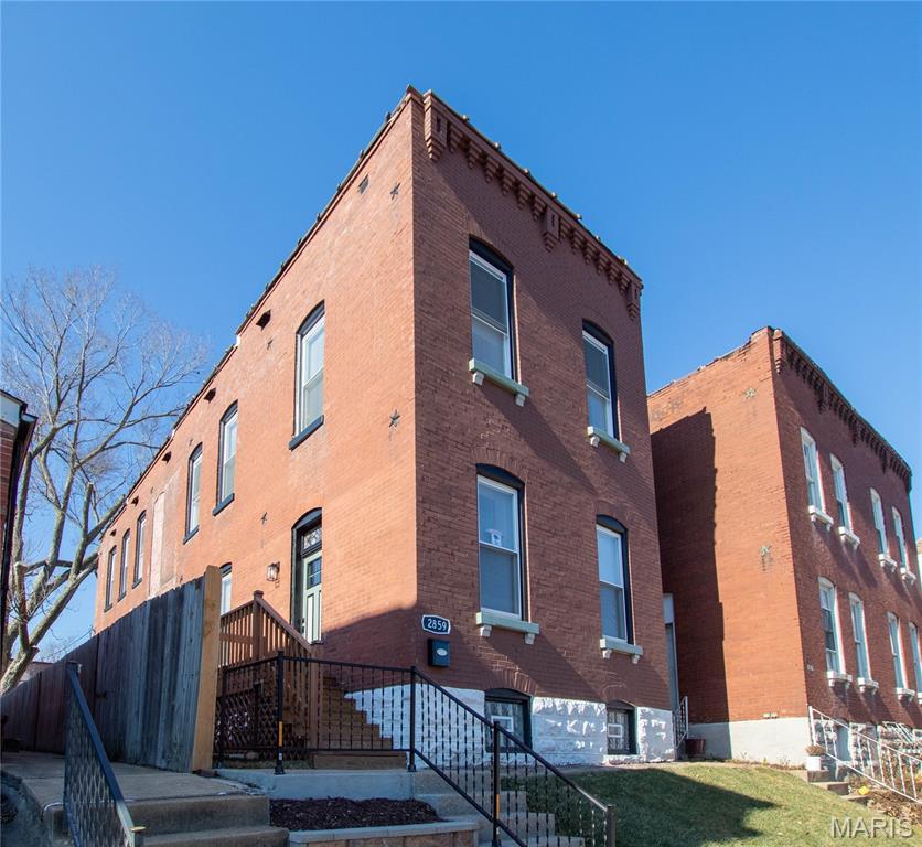 2859 Ohio Avenue St. Louis, MO 63118 - Photo 1 of 40