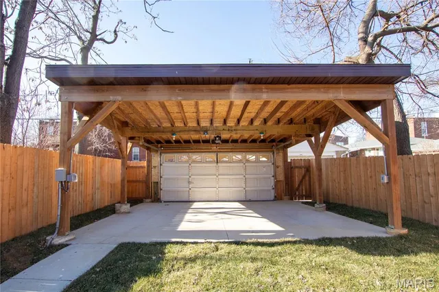 $399,900 | 2859 Ohio Avenue, St. Louis, MO 63118