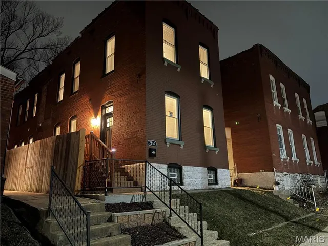 $399,900 | 2859 Ohio Avenue, St. Louis, MO 63118