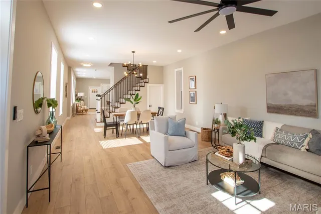 $399,900 | 2859 Ohio Avenue, St. Louis, MO 63118