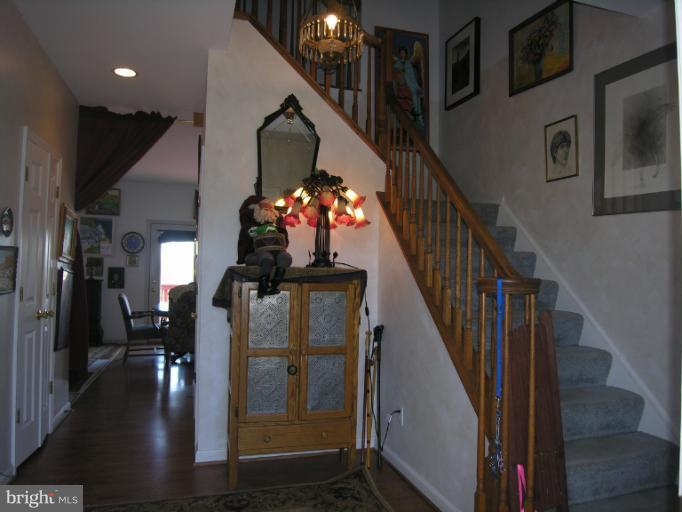274 Pheasant Hill Road Summit Point, WV 25446 - Photo 14 of 30 Interior (General)